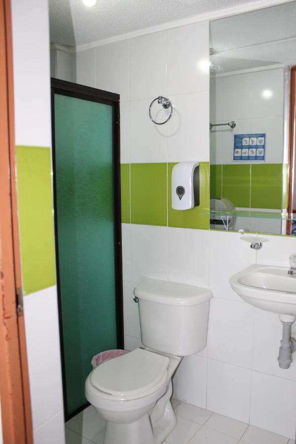 Hostal Isla Senorial San Gil Zewnętrze zdjęcie
