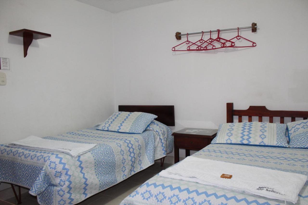 Hostal Isla Senorial San Gil Zewnętrze zdjęcie